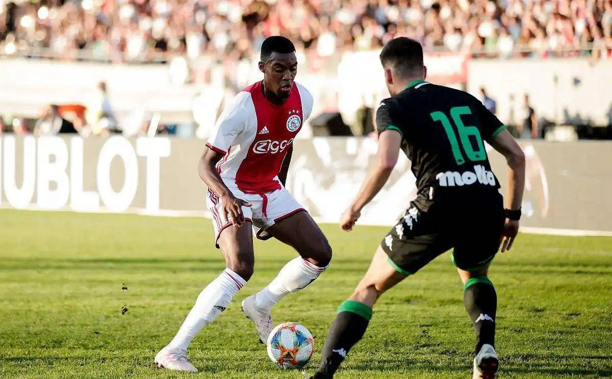 展示其在推 展示其在推